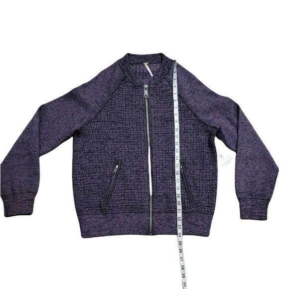 FREE People Naomi Sweatshirt In Black Combo - Picture 9 of 10